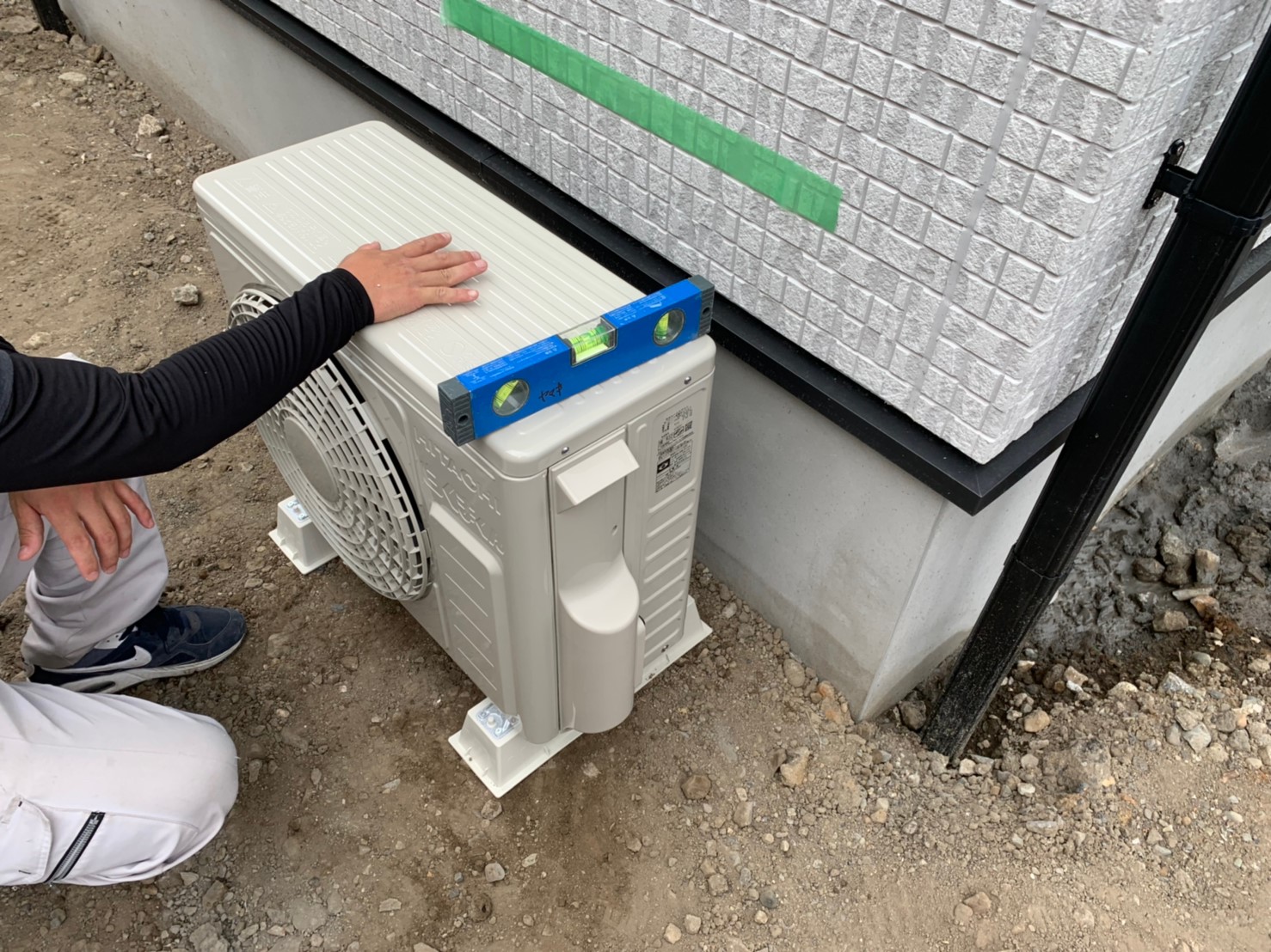 https://yamaki.test-server.shop/wp-content/uploads/2019/10/芦川邸エアコン、シーリングライト工事_190917_0014.jpg
